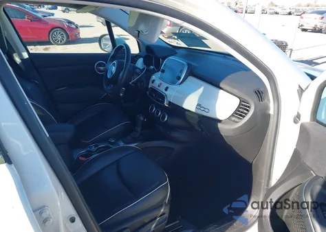 2018 Fiat 500X Lounge Awd из США, поврежденный, VIN ZFBCFYDB0JP663134